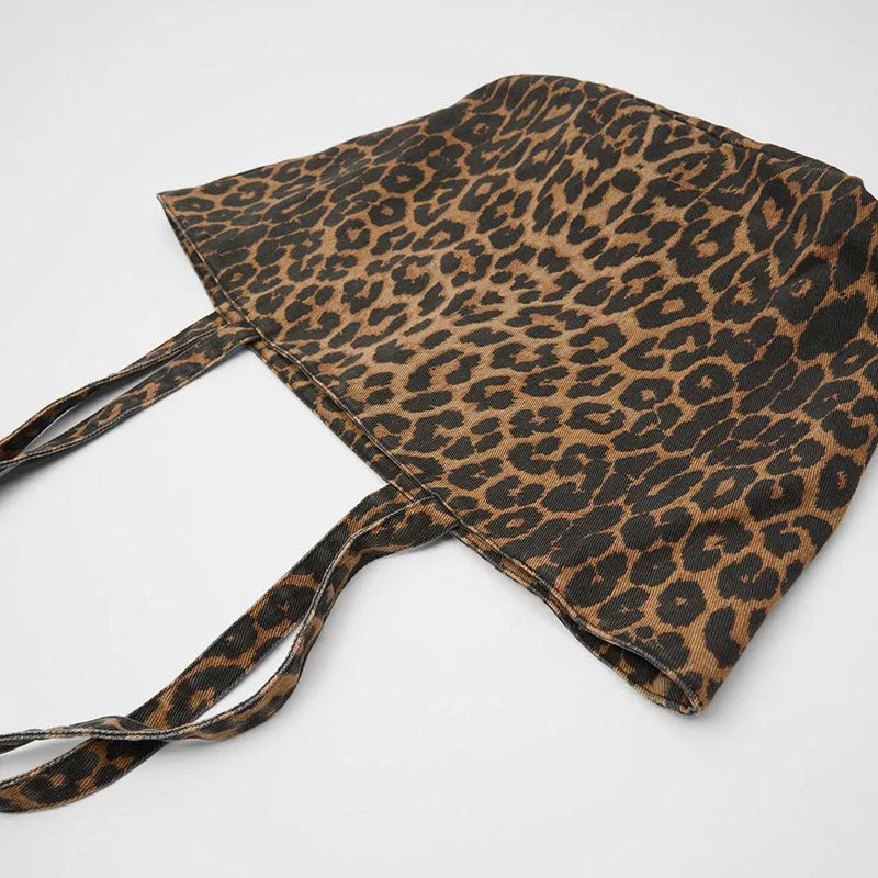 Large Capcity Leopard Printing Canvas Handbag For Women Shoulder Bag Female New Fashion Luxury Designer Shopping Casual Tote Bag